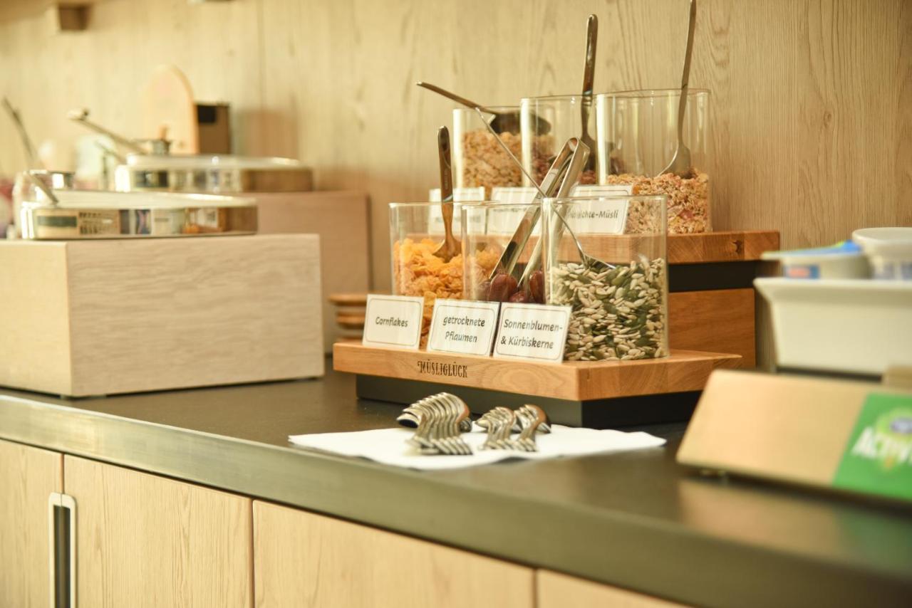 Hotel Villa Am Rhein 안데르나흐 외부 사진
