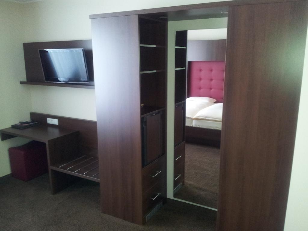 Hotel Villa Am Rhein 안데르나흐 객실 사진
